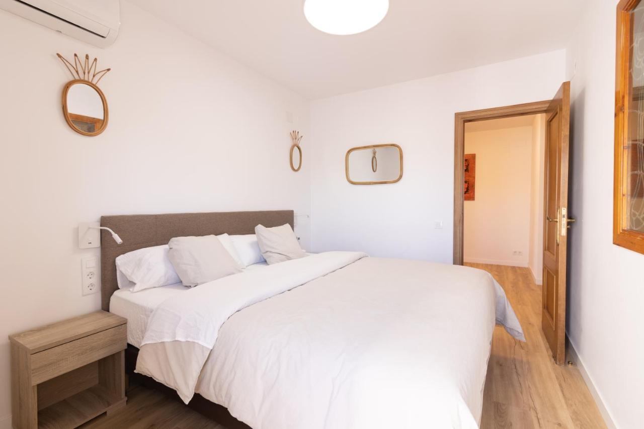 Huerta 1 Manises, Jacuzzi, Sauna, Piscina Villa