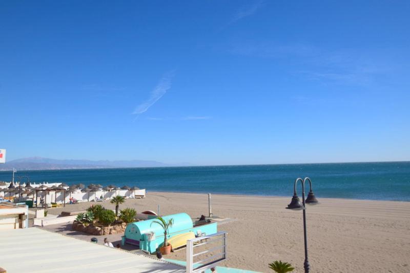Carihuela 1ª Linea De Playa Apartment *