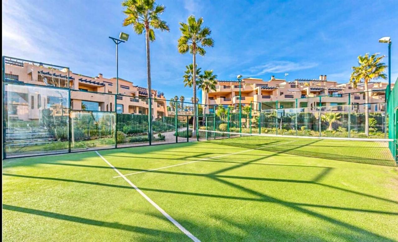 Golf With Private Garden Direct Pool Access Apartment *