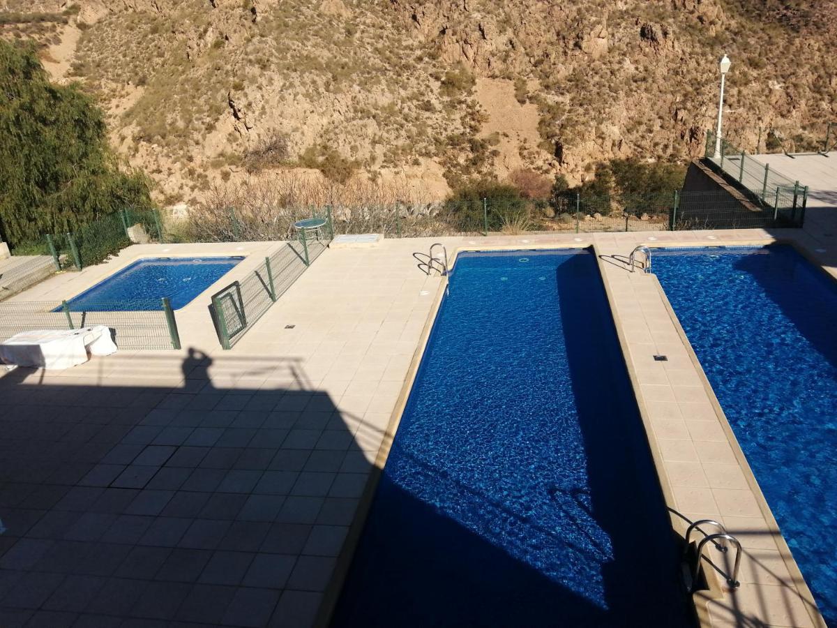 Exquisite Modern 2-bed House In El Pinar De