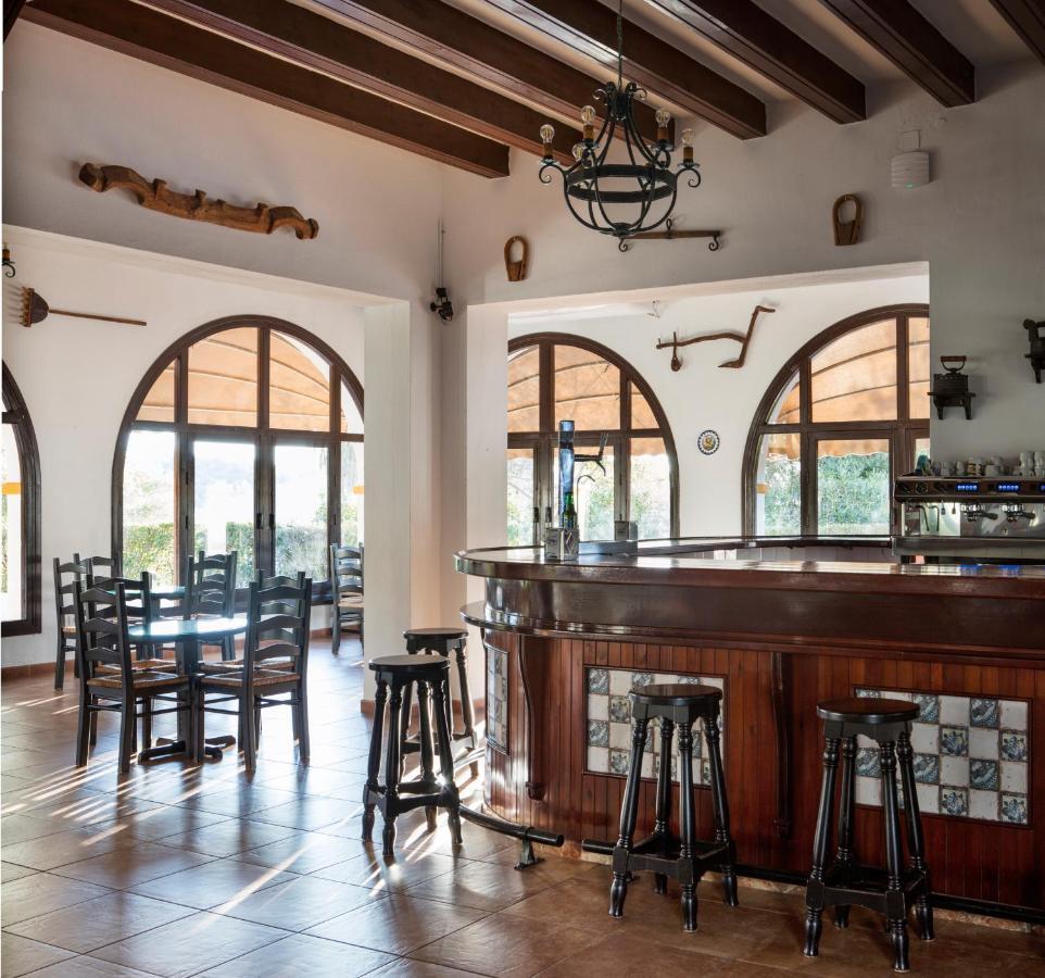 Tugasa Truchas Hotel 2*