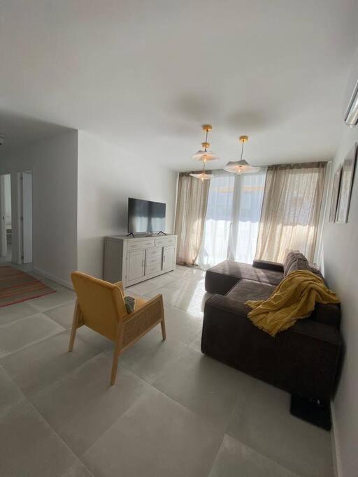 Stylish Seaside 3 Bed With Terrace + Sea View Apartamento *