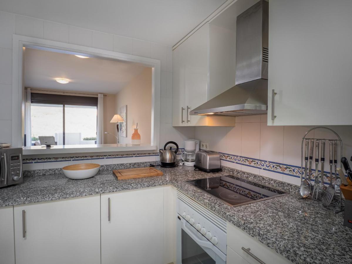 2147-beautiful 2 Bedrooms With Sea View