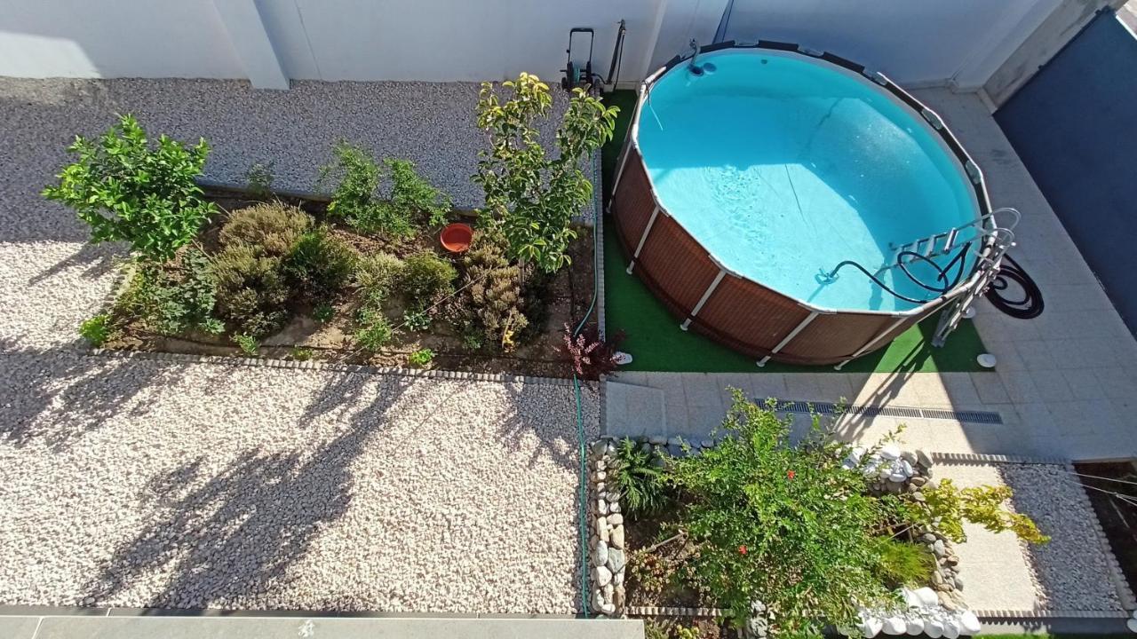 Villa Con Piscina Y Jardin, No Fumadores Ni Fiestas