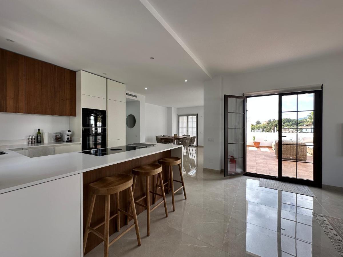 Aldea Blanca Elegant Penthouse In Puerto Banus Apartamento *