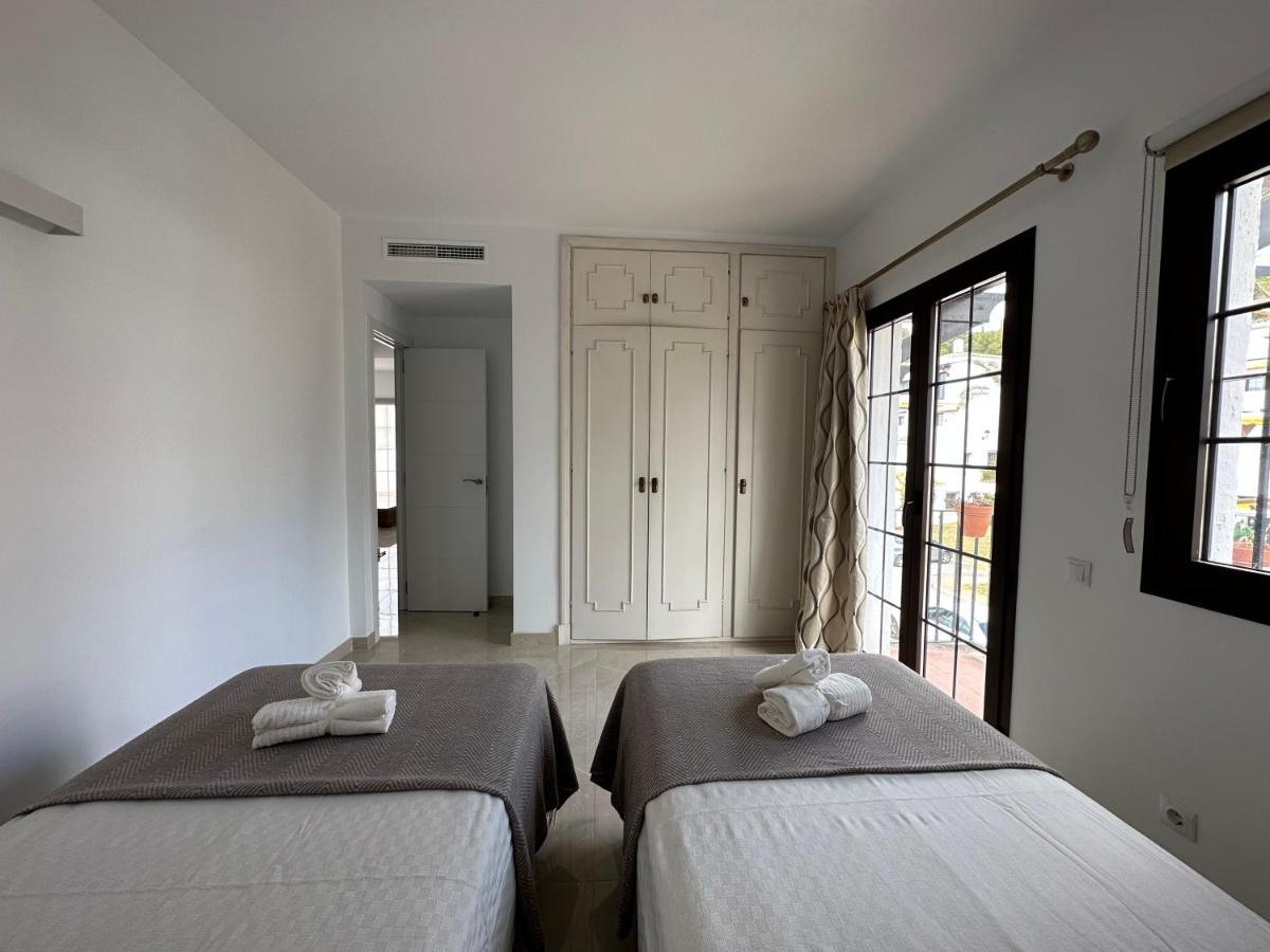 Aldea Blanca Elegant Penthouse In Puerto Banus Apartamento