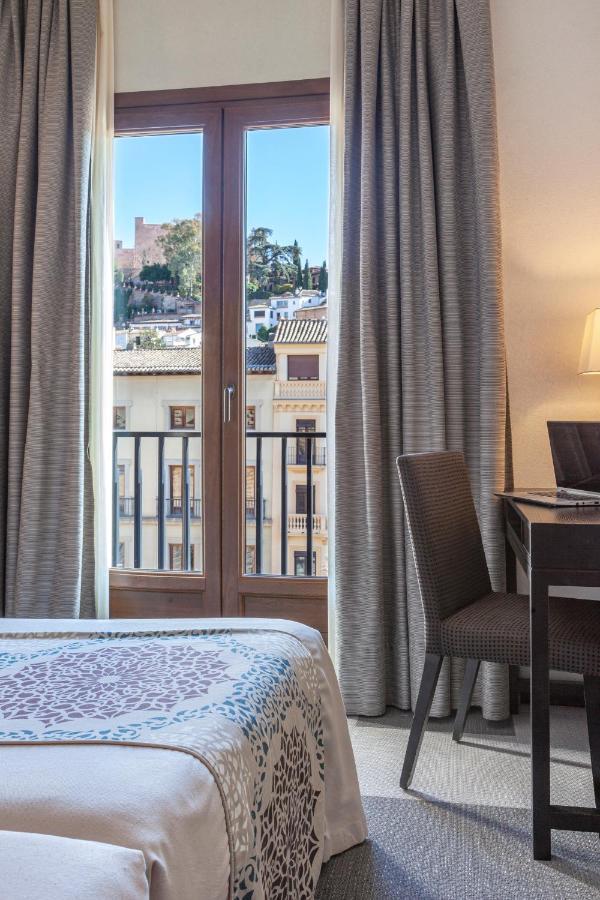 Hotel Maciá Plaza Granada