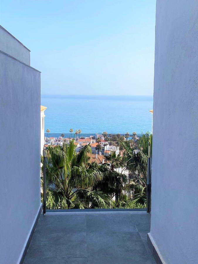 Apartment Prestigious With Seaview In Manilva