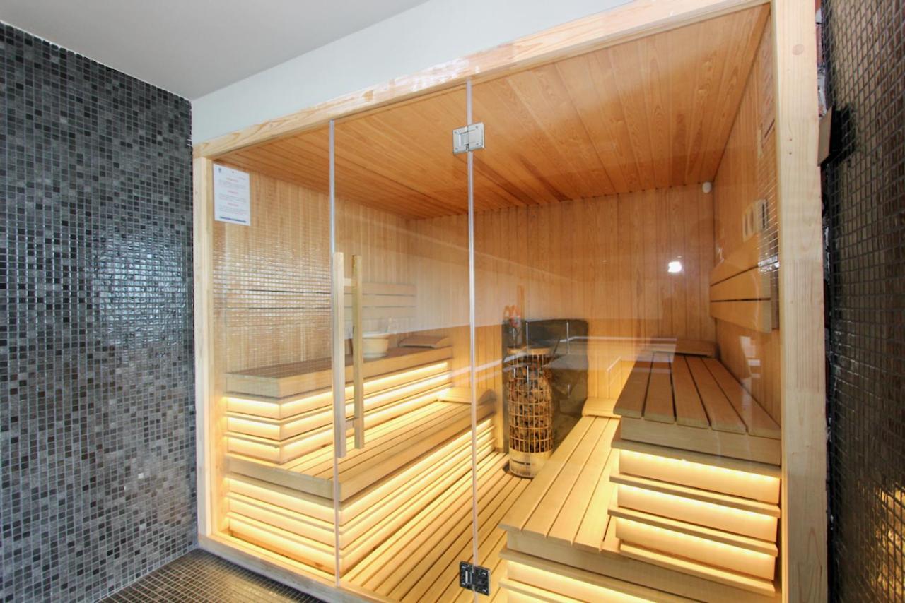 Prestigious With Seaview In *