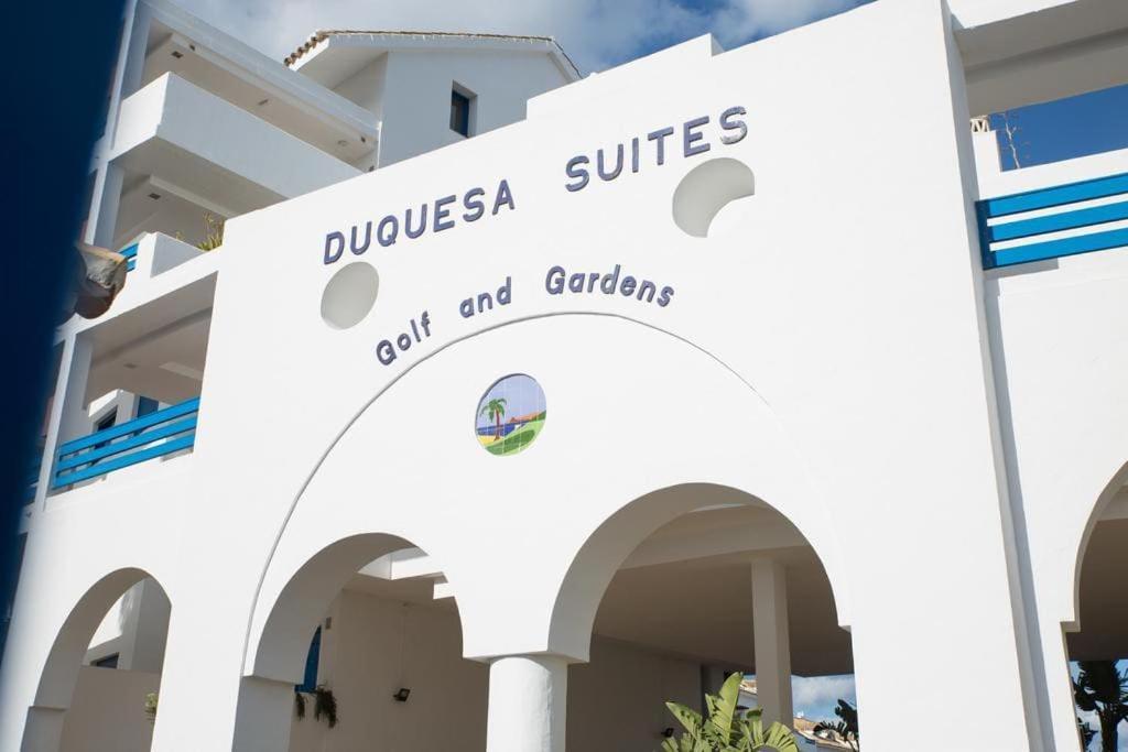Duquesa - Superb Sea Views & Overlooking Pool * Manilva