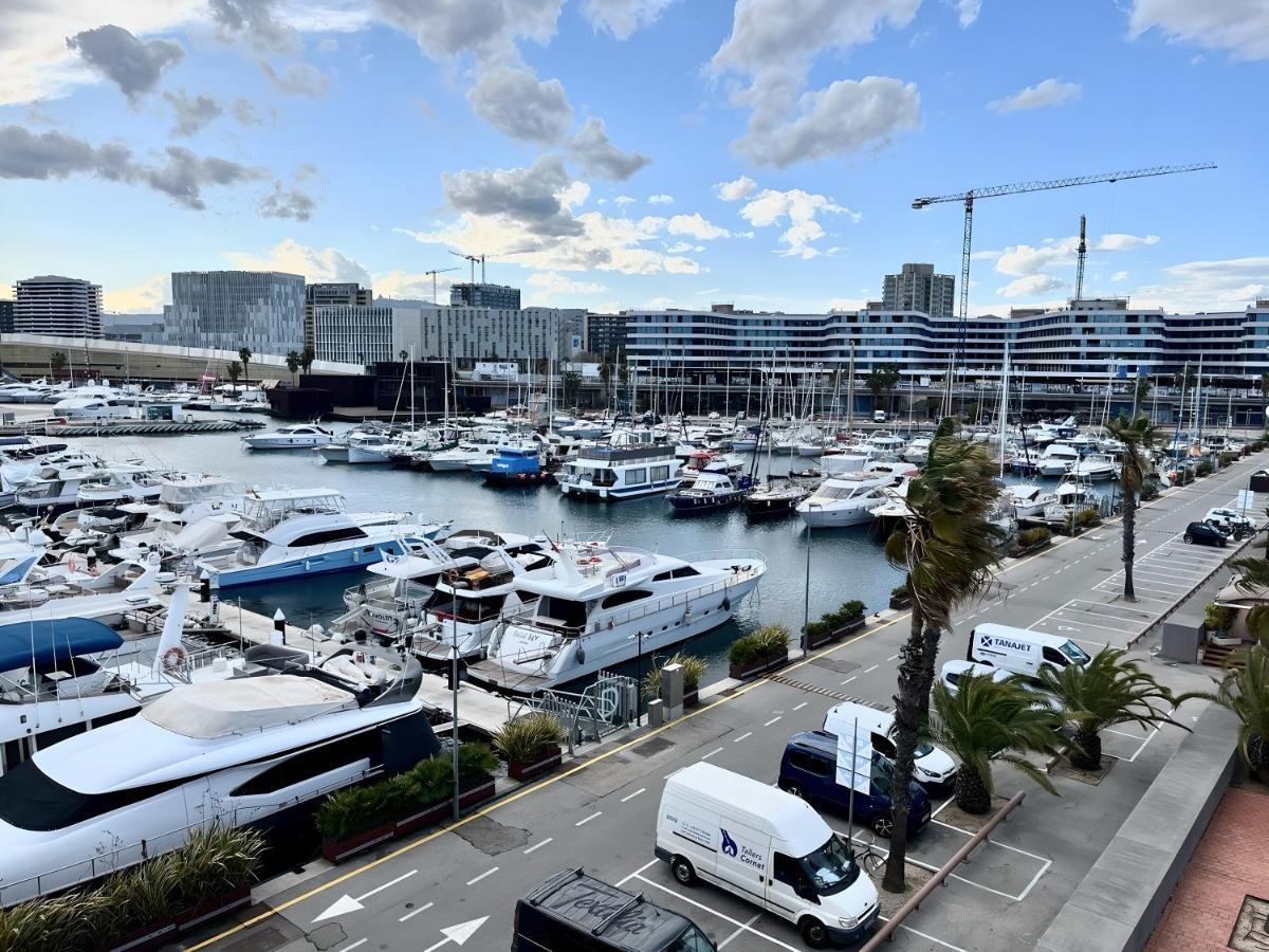 Cozy Private Two Yacht In Barcelona With Free Parking Botel Sant Adria de Besos