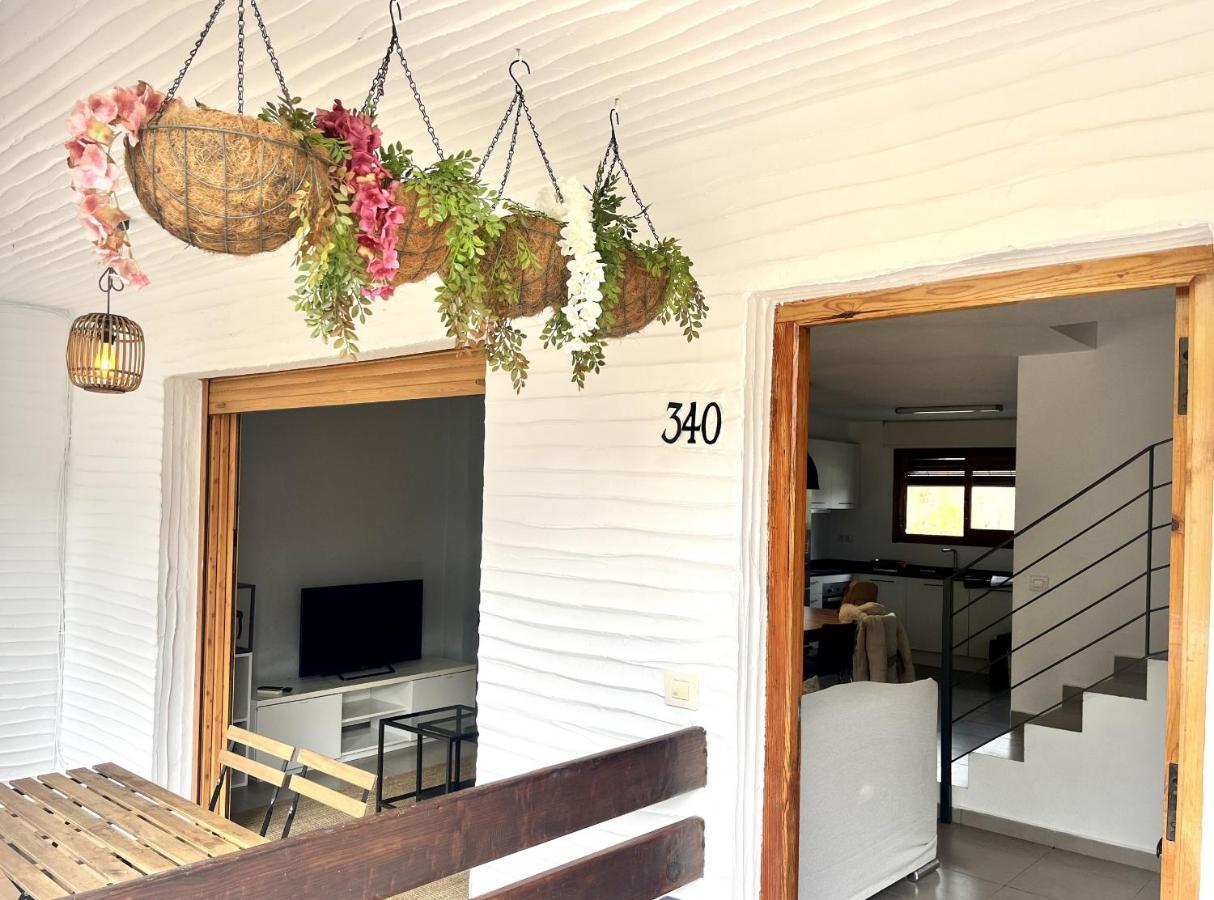 Costa House By Gloove Holiday home *