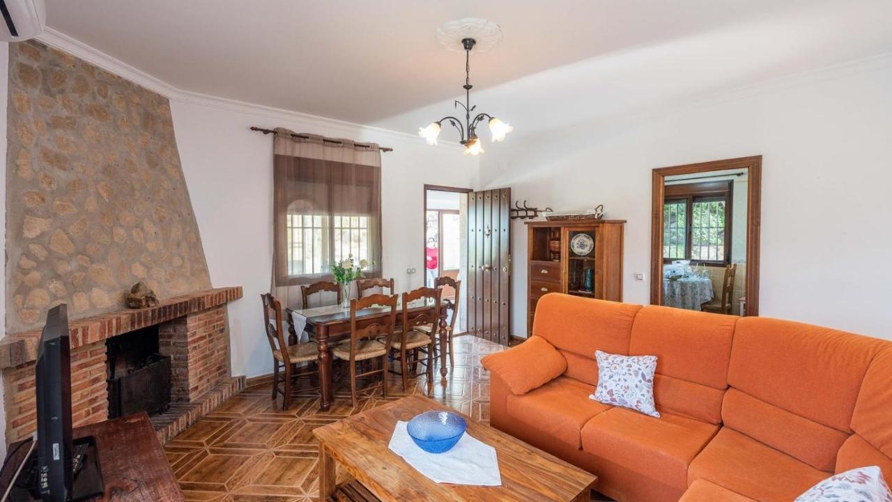 Fuente Barrera By Ruralidays Holiday home *