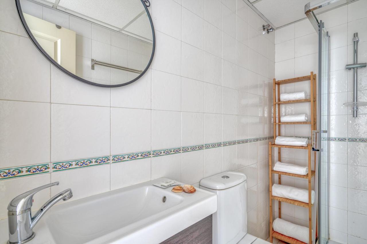 Fuengirola Penthouse With Seaviews Close To The By Costarentals - Ref 06 Apartment Torremolinos