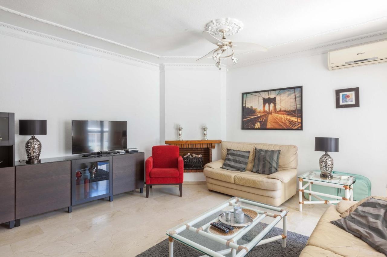 Terraced In Fuengirola By Costarentals - Ref 33 Apartment *
