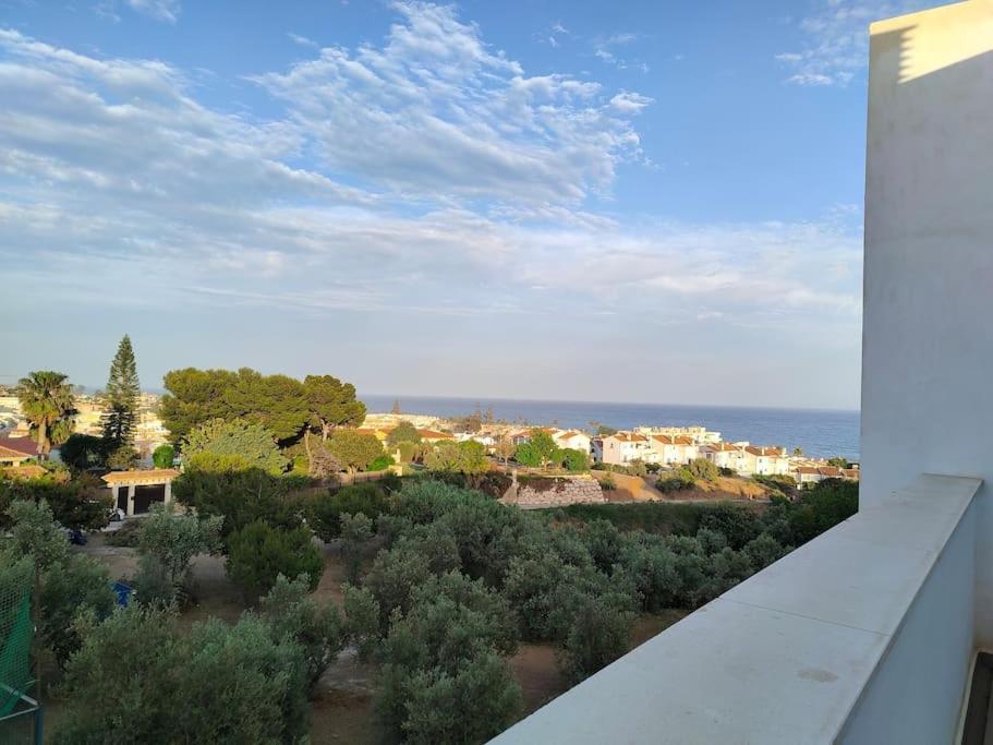 Apartamento Atico Con Piscina, Golf, Vistas Al Mar *