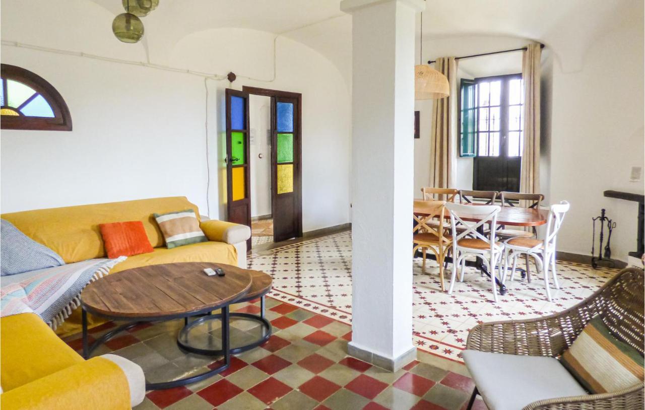 Сasa de vacaciones Beautiful In With Kitchen La Nava
