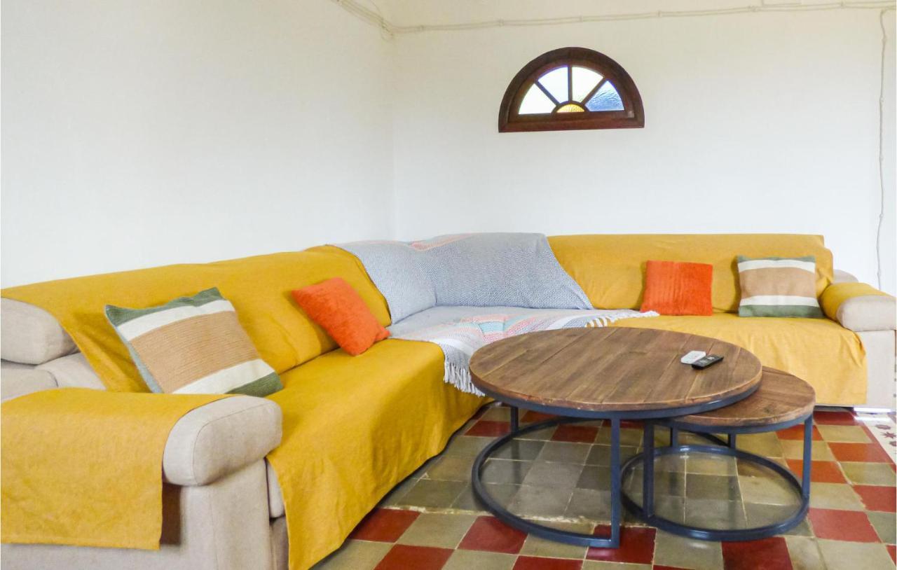 Сasa de vacaciones Beautiful In With Kitchen La Nava