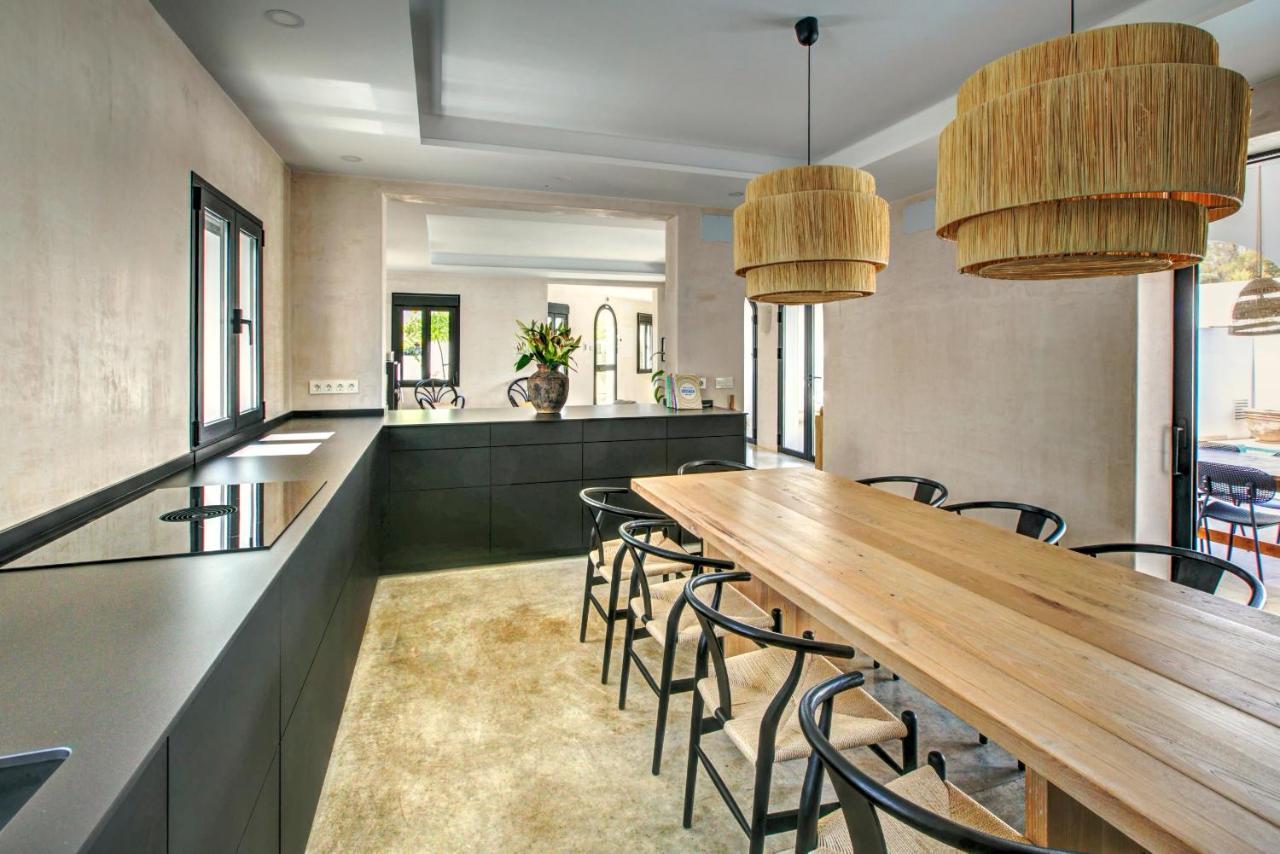 Mas Tranquila - A Stylish With Pool 150 M From The * Conil De La Frontera