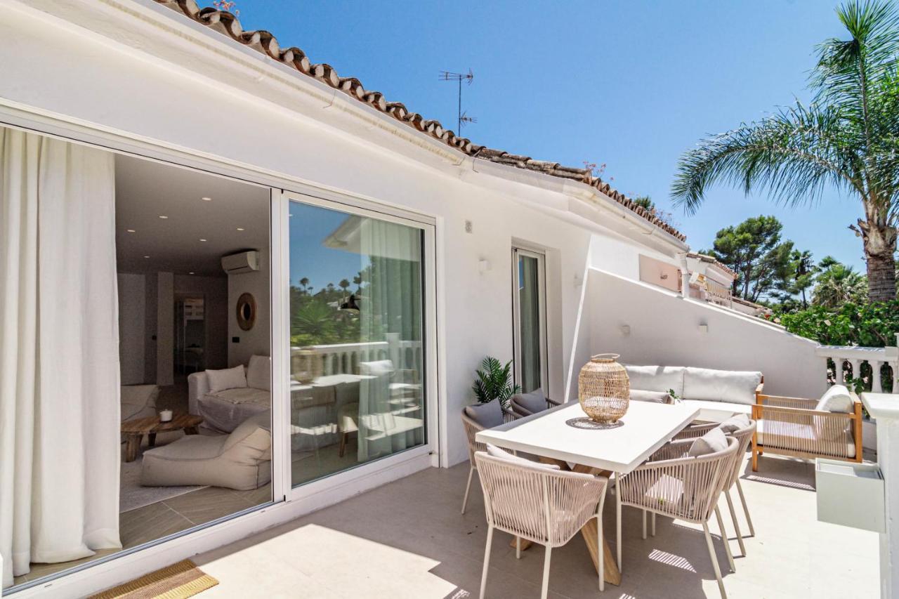 Fully Renovated Scandinavian Style 2 Bed In The Heart Of Puerto Banus Сasa de vacaciones