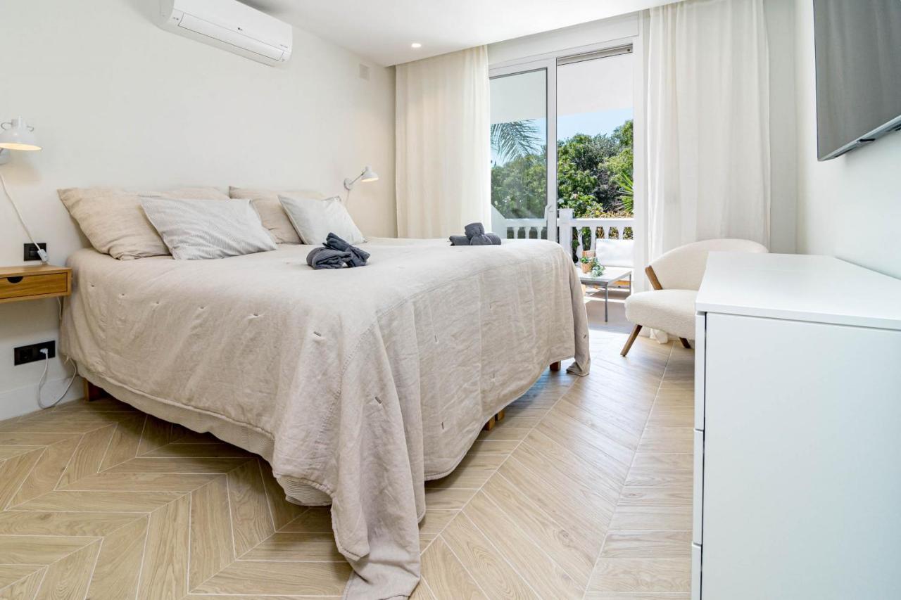 Сasa de vacaciones Fully Renovated Scandinavian Style 2 Bed In The Heart Of Puerto Banus