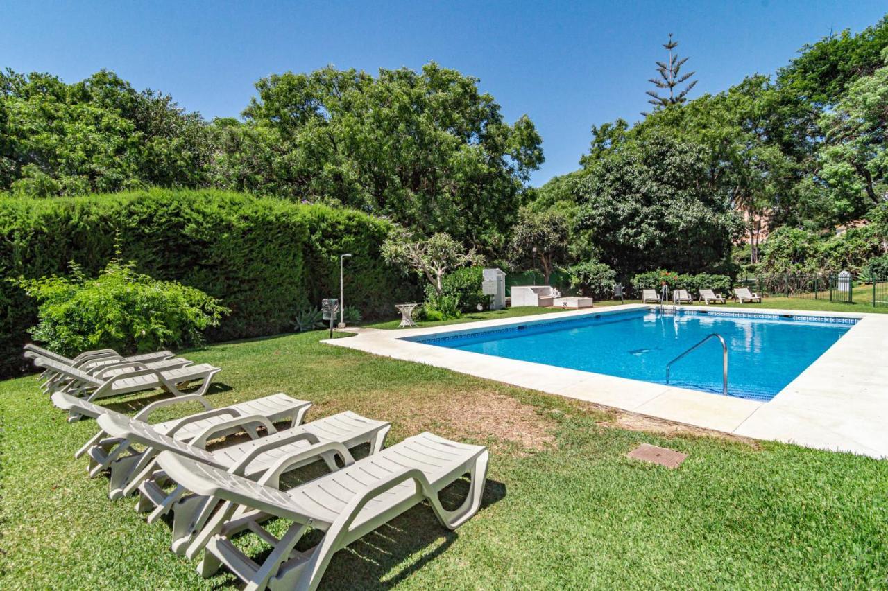 Сasa de vacaciones Fully Renovated Scandinavian Style 2 Bed In The Heart Of Puerto Banus