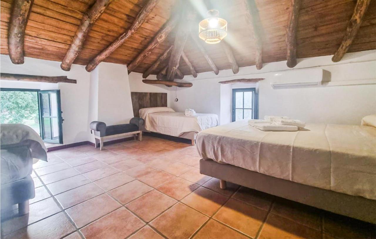Beautiful In With Kitchen * La Nava