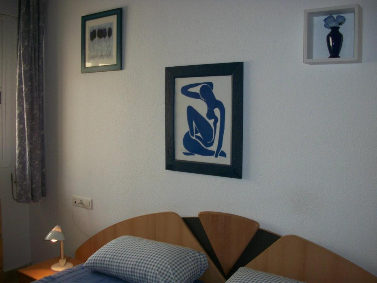1 Bedroom Penthouse On Front Line Of The Roquetas de Mar