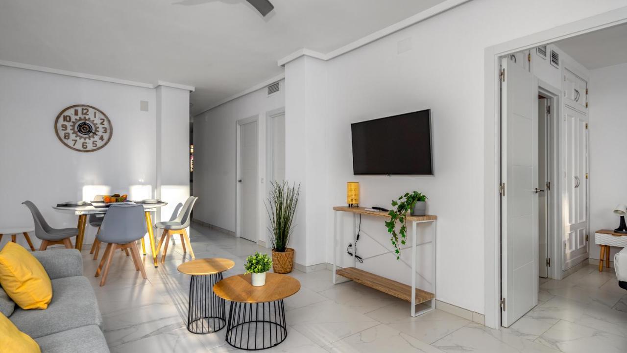 Apartamento Miraflores Family With Pool By Costarentals - Ref 146 *