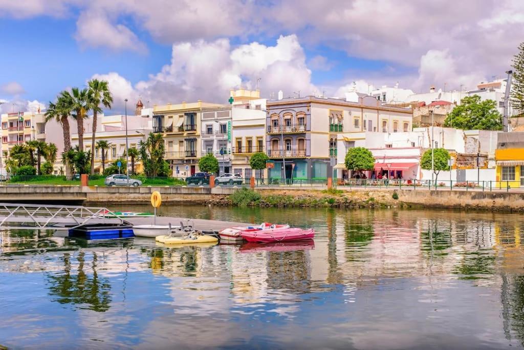 Centro De Ayamonte. Junto Al Rio Guadiana Y Nuevo Puerto Deportivo. * Ayamonte