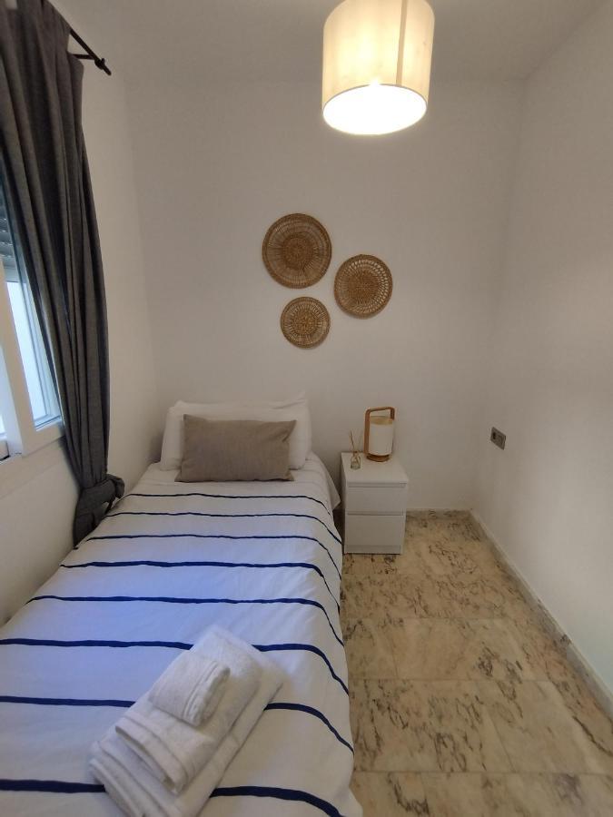 Apartment Rent4 Malaga Lyli *