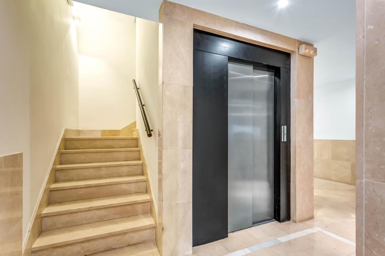 Yolo Spaces - - Puerto Boutique Apartamento Sotogrande