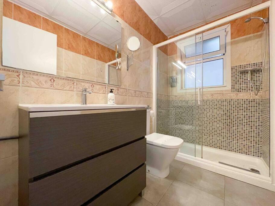 @hostourist Bcn Fira Granvia Plaza Europa-justicia * L'Hospitalet de Llobregat