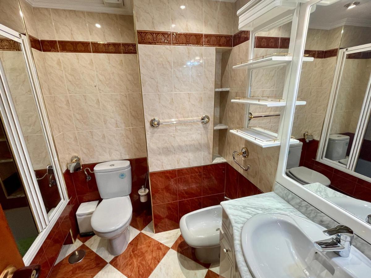 Apartamento Turistico La Pinta Planta 18 *