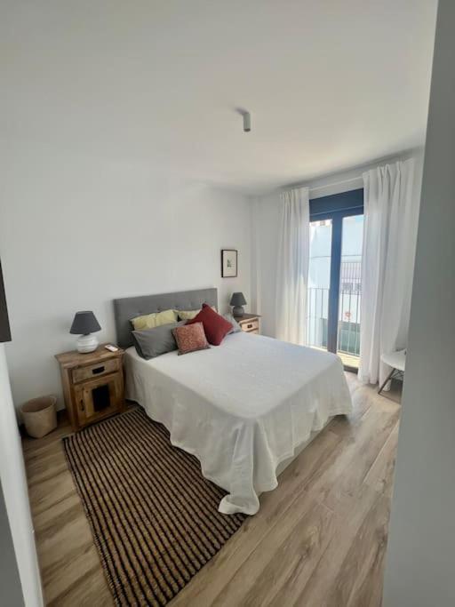 Atico Con Increibles Vistas A Montanas Y Mar Apartamento *