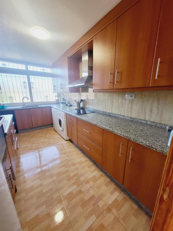Сasa de vacaciones Casa Piscina Privada 4 Dormitorios *