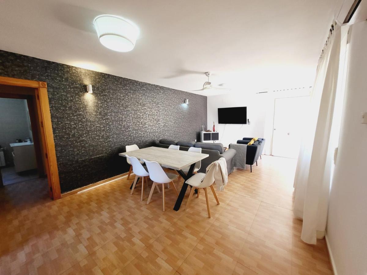Сasa de vacaciones Casa Piscina Privada 4 Dormitorios *
