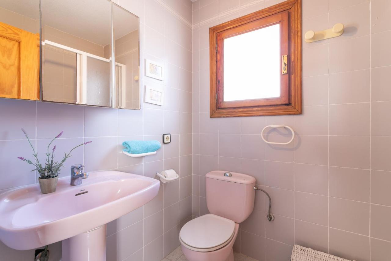 Holiday home Casa En La Playa Con Piscinas E *