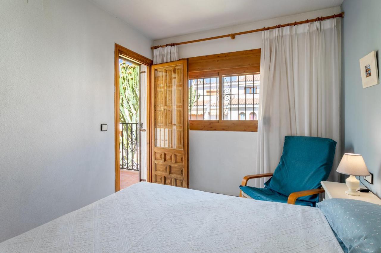 Casa En La Playa Con Piscinas E Holiday home Puerto Marino