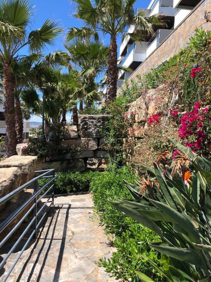 Camarate-golf Sea Views Apartment