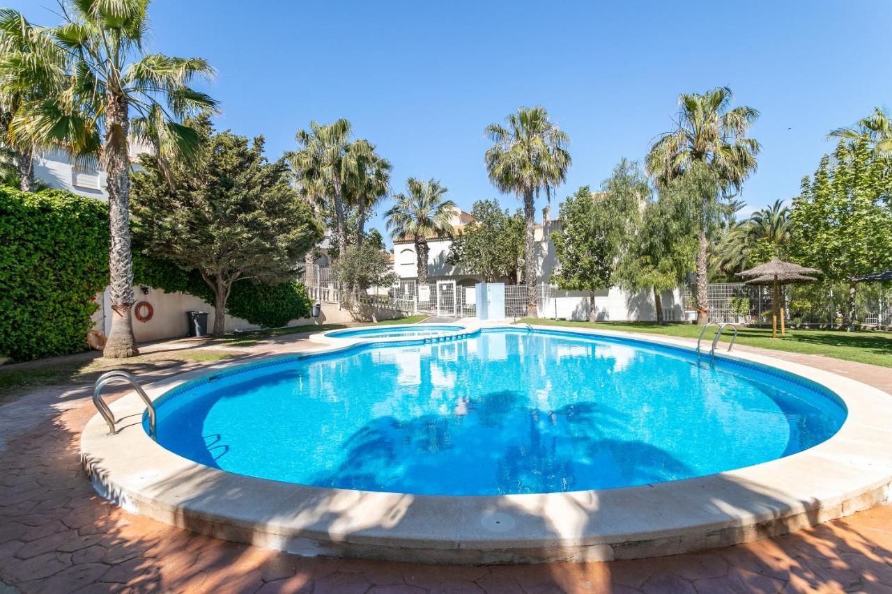 Casa En La Playa Con Piscinas 297