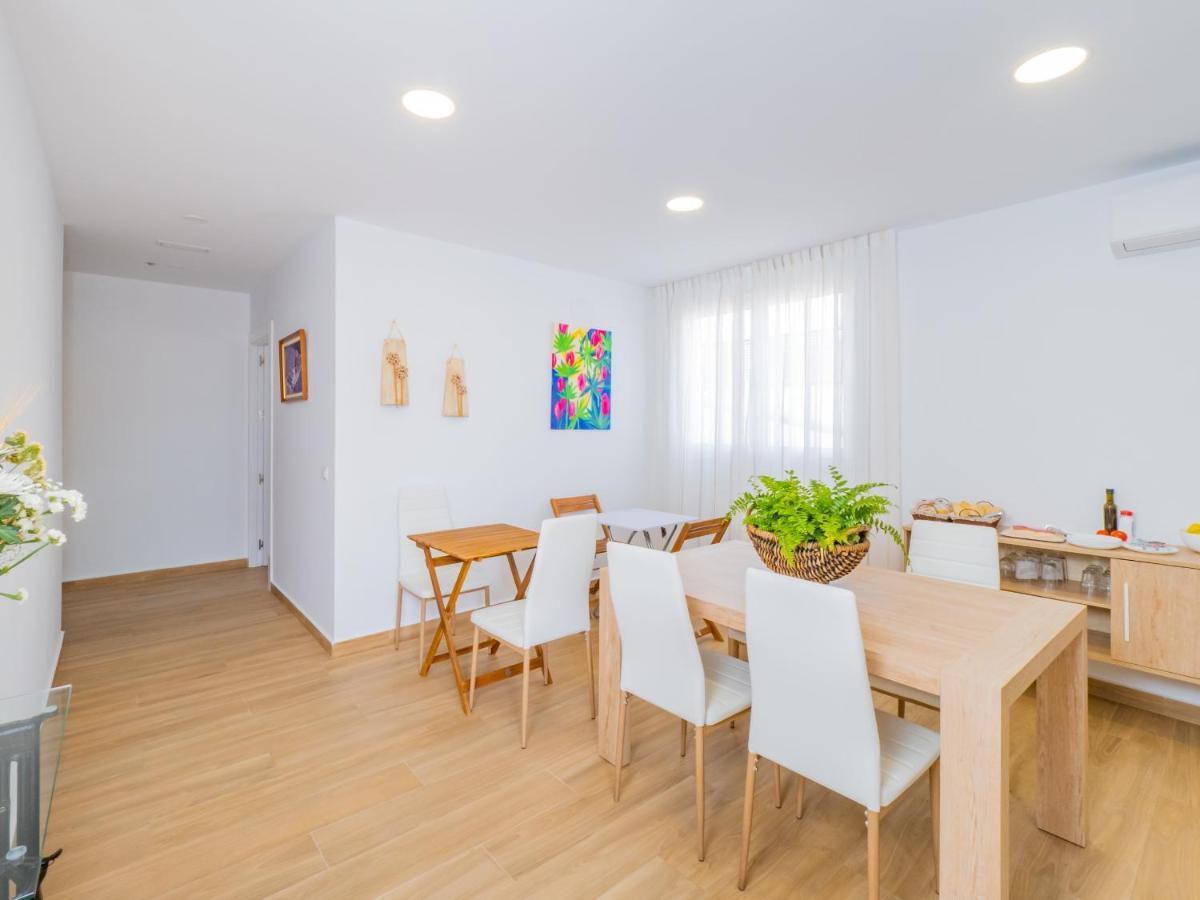 Guest house Cubo's William's Sunny 2 With Breakfast Torre de Benagalbon