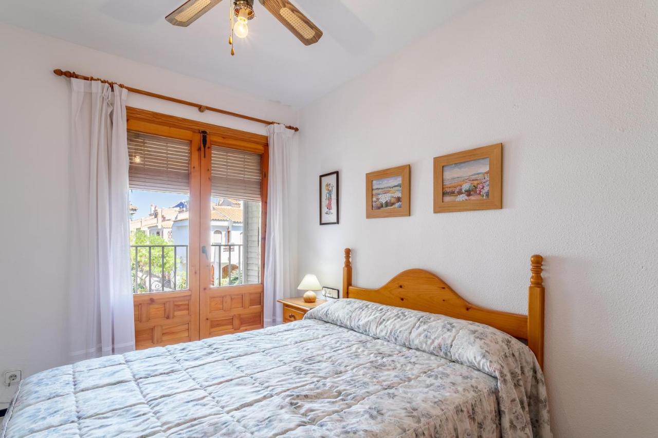 Сasa de vacaciones Casa En La Playa Con Piscinas 297