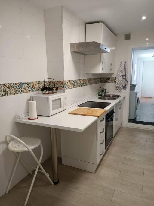 Excellent Choice, Beach, Pool, 150 Qm, All Rooms Air-Conditioning, 1-8 Guests, Families Apartment Fuengirola