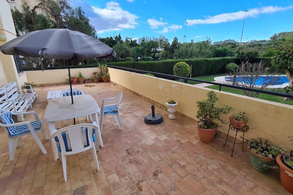 Apartment Excellent Choice, Beach, Pool, 150 Qm, All Rooms Air-Conditioning, 1-8 Guests, Families *