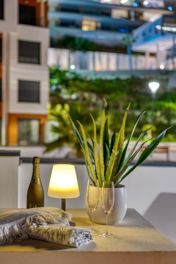 Apartment Stunning Penthouse W Private Pool In El Higueron By Costarentals - Ref 178