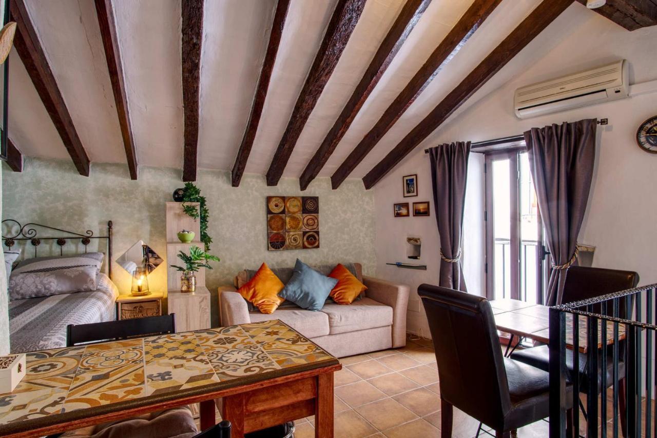 The Nook Canillas de Aceituno