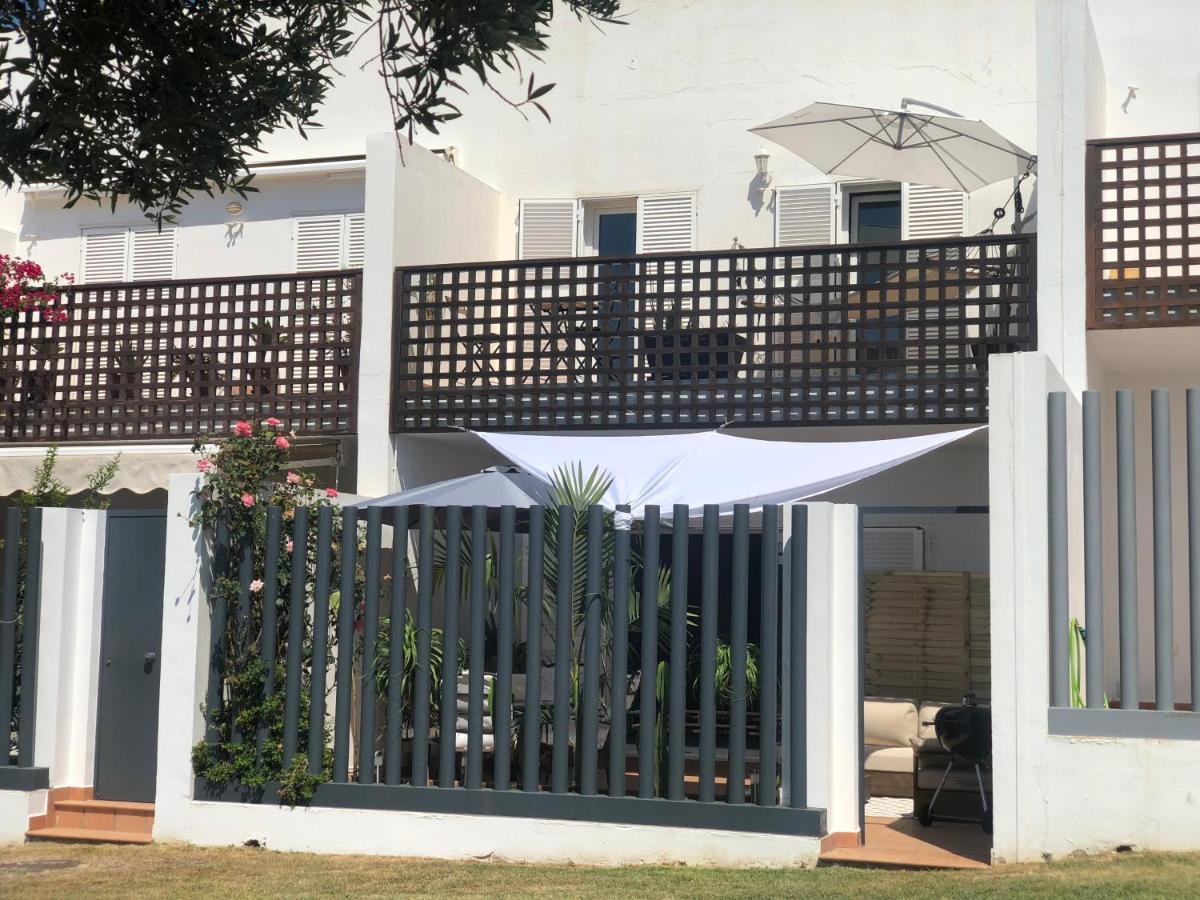 Tranquila Y Amplia Casa En Conil Сasa de vacaciones *