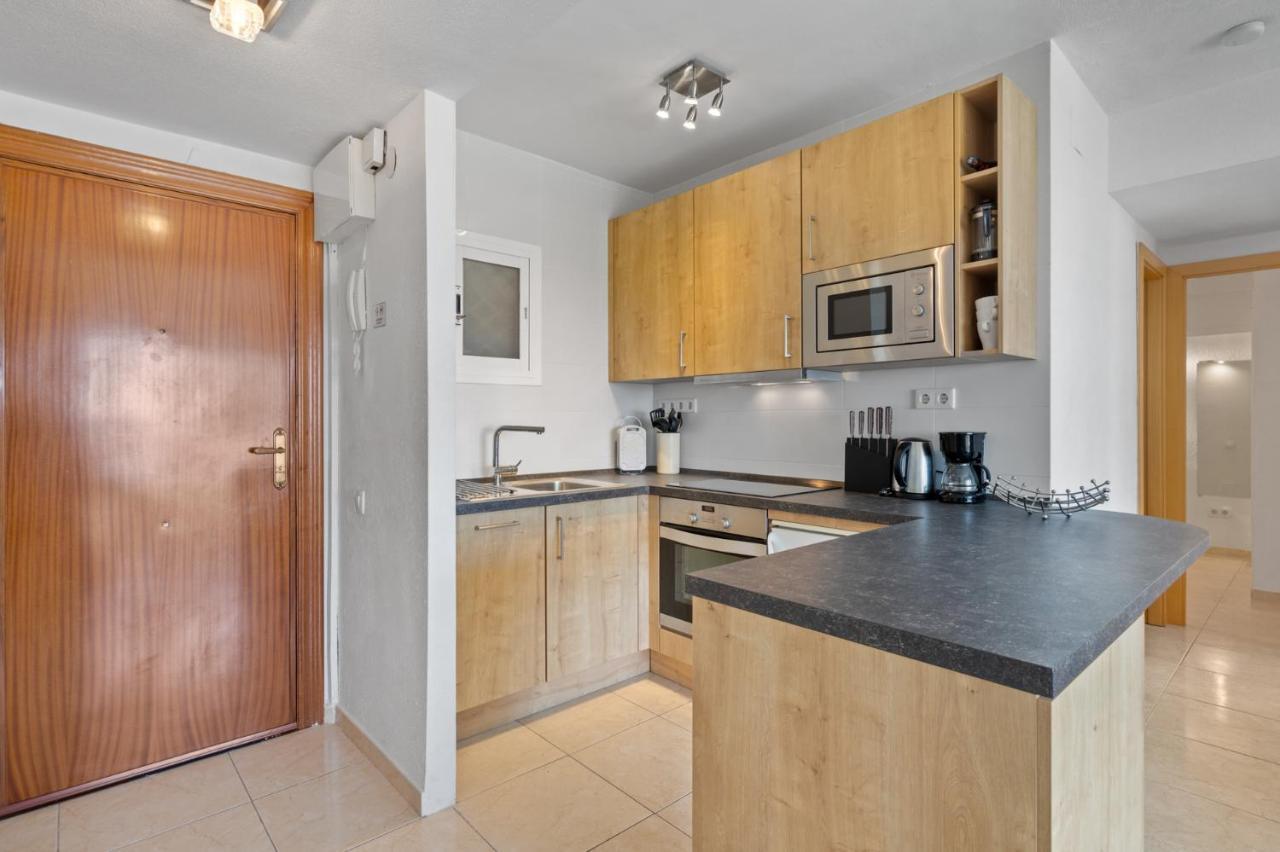 Apartamento Seaview With Pool In By Costarentals - Ref 186 *