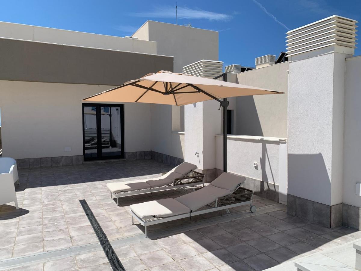 Apartamento Penthouse With Wide Terrace Next To The Ocean *